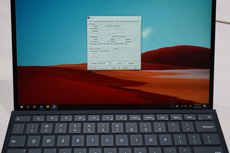 キーボードを使うときにはこのように見えない