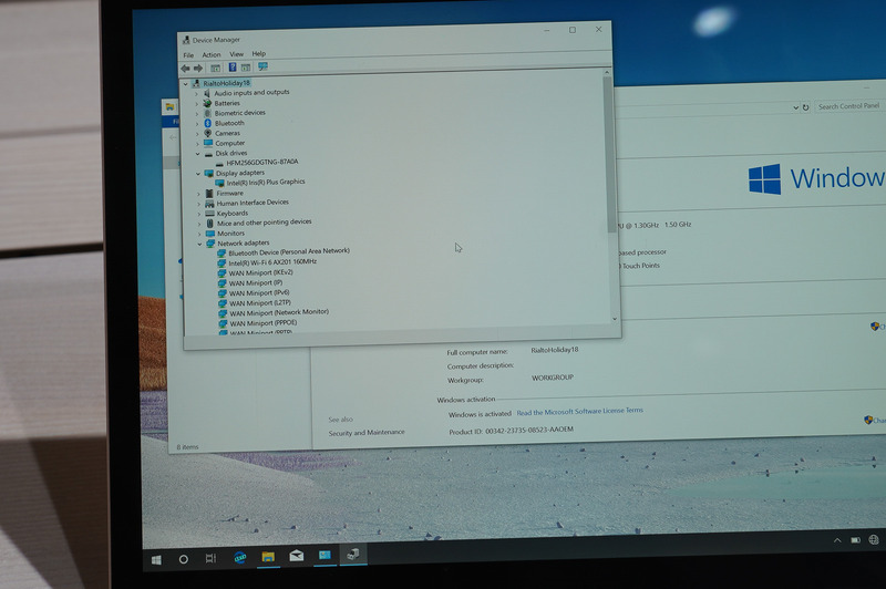 13.5型はWi-Fi 6 Gig+に対応