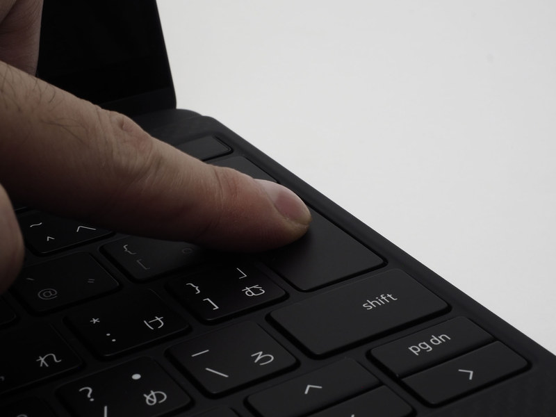 キーストロークはかなり浅め