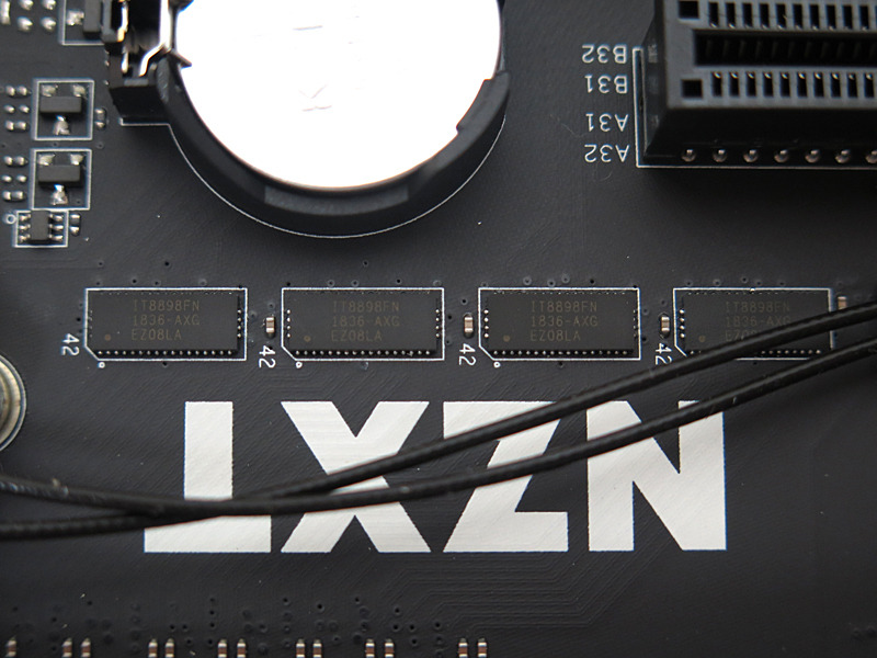 ITEのPCI Express 3.0対応パッシブマルチプレクサ「IT8898」