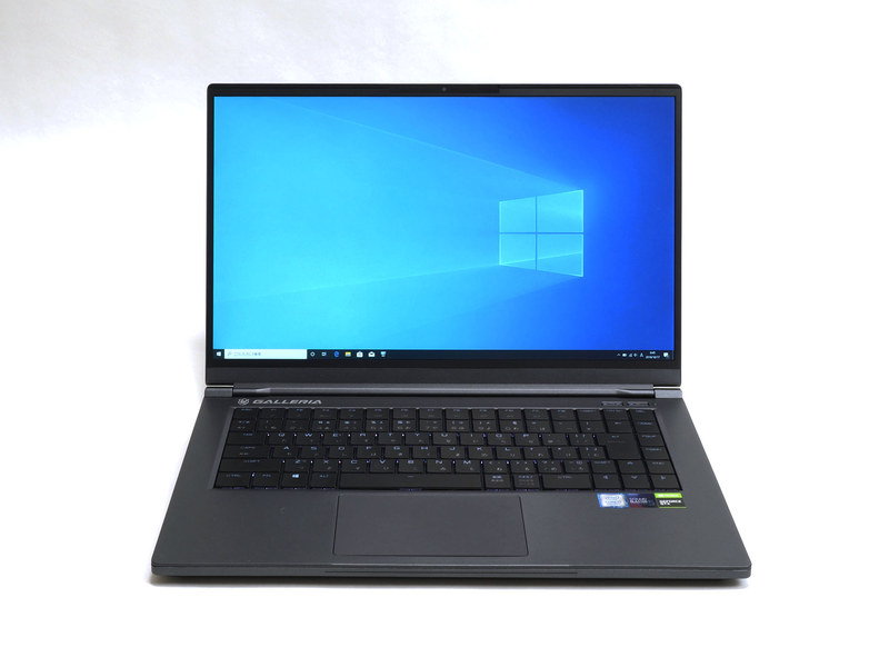 狭額縁ベゼルの15.6型1,920×1,080ドットパネルを採用