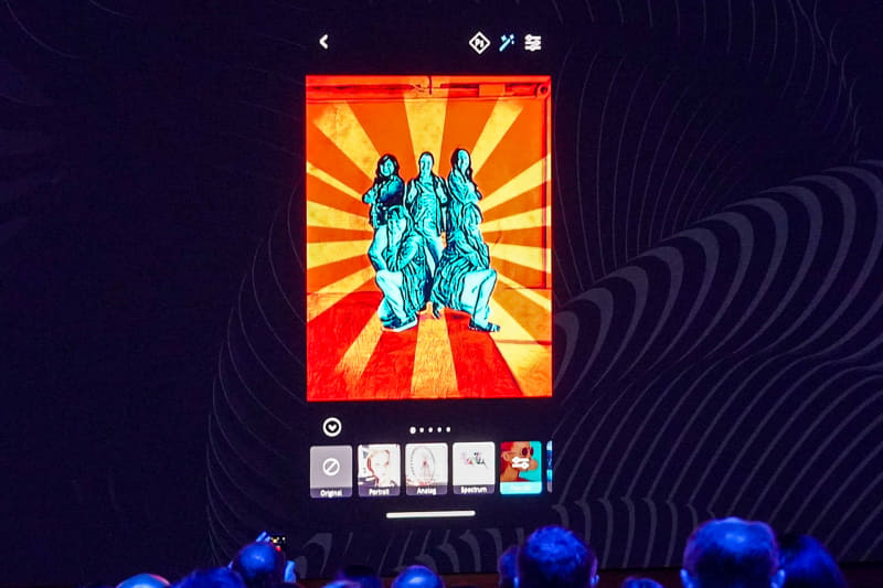 好みの背景と組み合わせたり