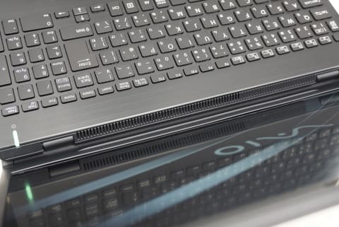 VAIO S15」がCoffee Lake Refresh採用で高性能化 ～Core i9-9980HK搭載