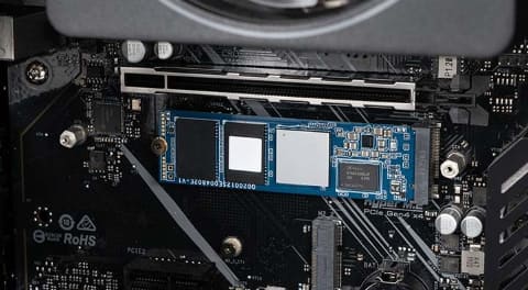 G-Tune、PCIe 4.0対応1TB SSD搭載のゲーミングPC - PC Watch G-Tune、PCIe 4.0対応1TB SSD搭載のゲーミングPC - PC Watch