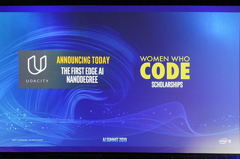 オンラインコースを開設