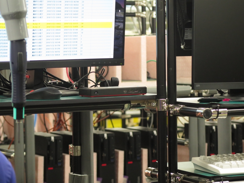 現場ではThinkCentre Nanoを駆使して生産データを管理