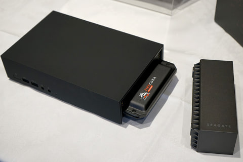 Seagate、外付けHDD一体型のゲーマー向けThunderbolt 3ドッキング