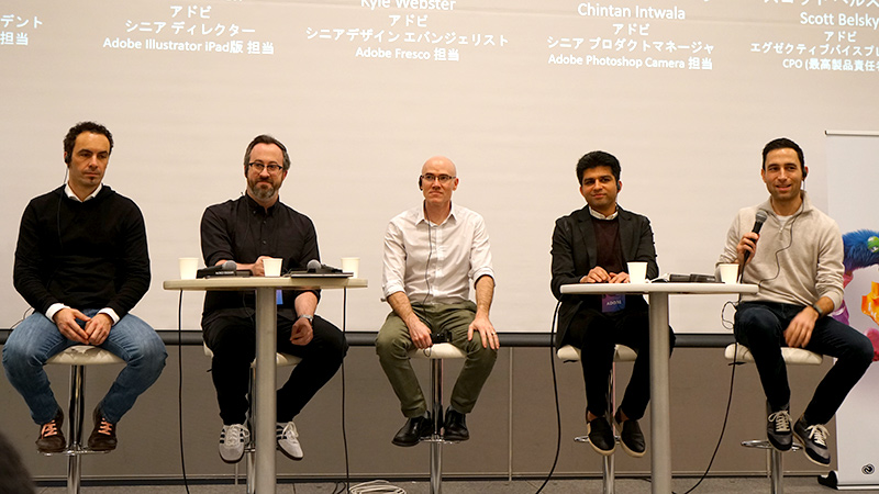 左から米Adobe 副社長 Adobe Aero担当 ステファノ・コラッツァ氏、同社デザイン&デジタルメディア シニアディレクター エリック・スノーデン氏、同社シニアデザイン エバンジェリスト カイル・ウェブスター氏、同社シニアプロダクトマネージャー チンタン・イントゥワラ氏