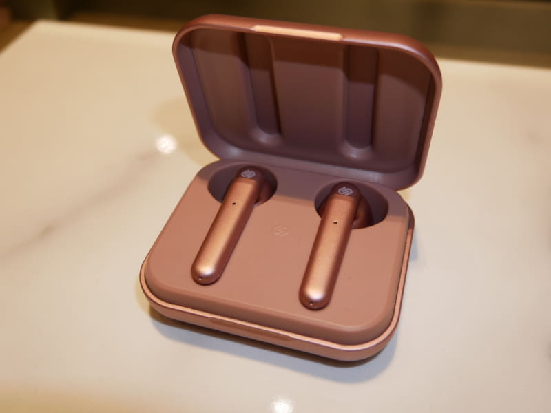 urbanista(アーバニスタ)のワイヤレスイヤフォン。デザイン性に優れたスウェーデンのブランド