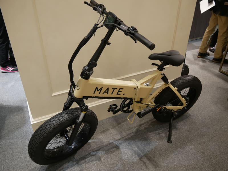 折りたたみできる電動自転車「MATE X」