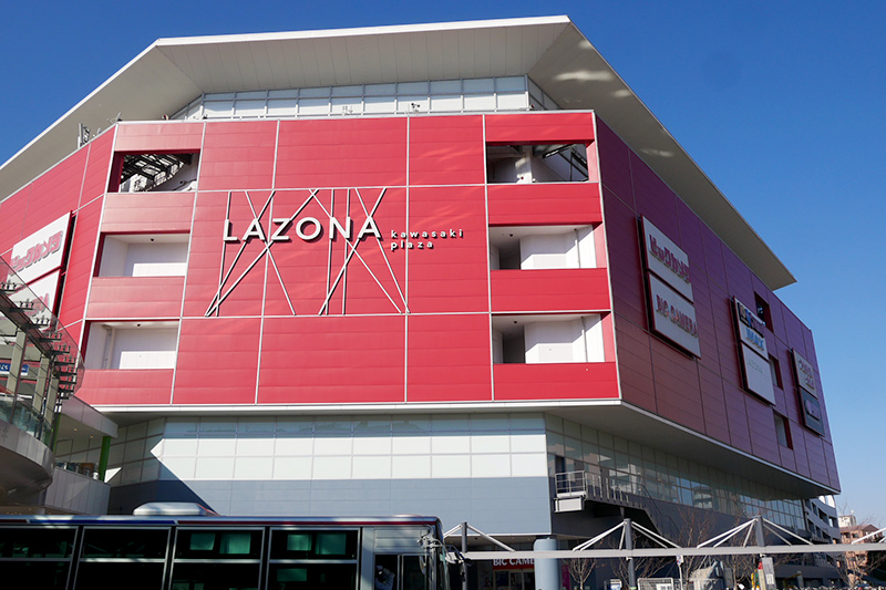 川崎駅と直結しているラゾーナ川崎プラザ