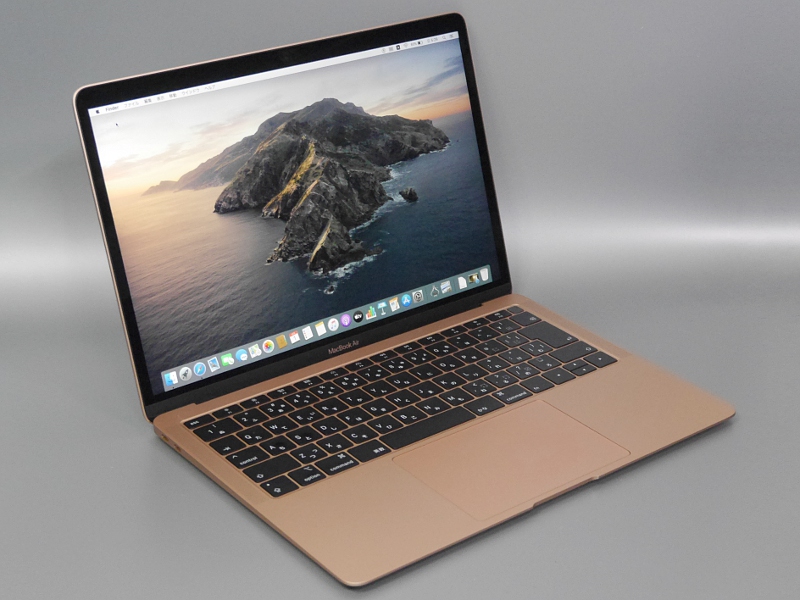 <a href="https://www.apple.com/jp/macbook-air/specs/" class="n" target="_blank">Apple「MacBook Air 13インチ(2019)」(MVFM2J/A)</a><br>第8世代Core i5プロセッサを搭載した、MacBook Air 13インチの2019年モデル。Thunderbolt 3に対応したUSB 3.1 Type-Cポート×2を搭載する。付属の電源アダプタは最大出力30W。バッテリ容量は49.9Wh