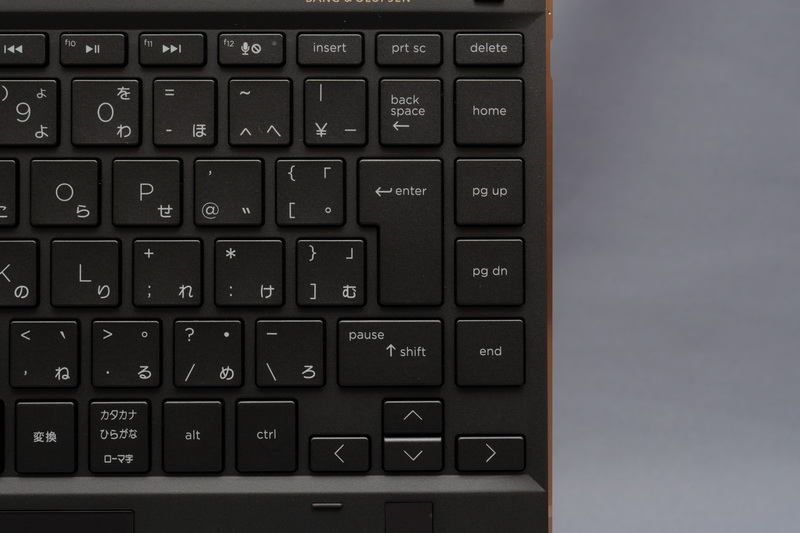 Enterキー右にもキーを配置している点はかなり気になる