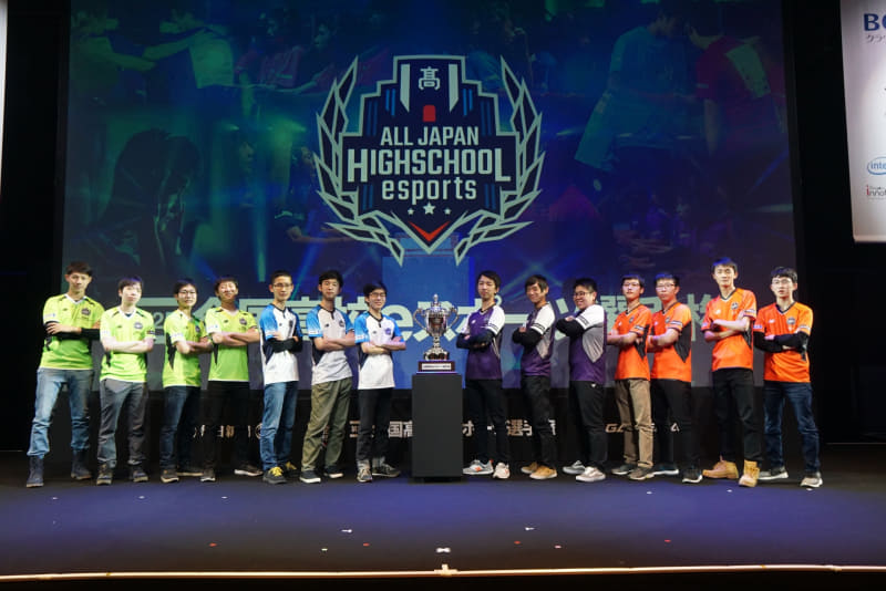 ロケットリーグ部門で決勝大会に進出した4チーム