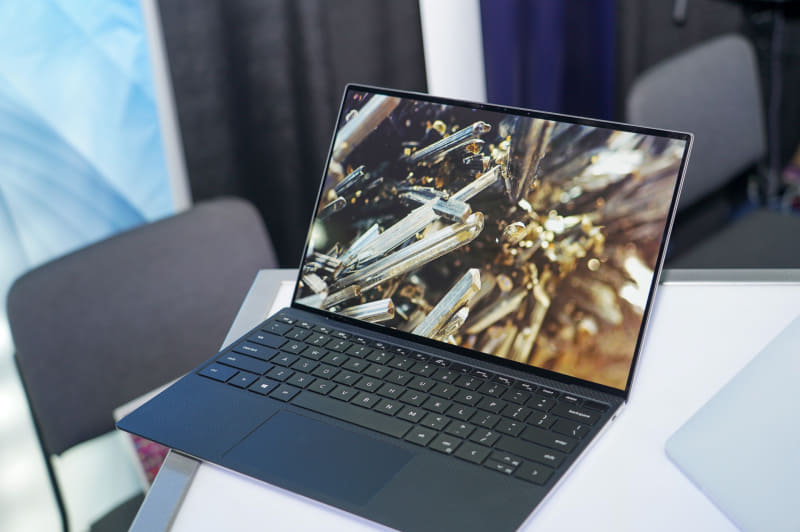 シルバー/ブラック