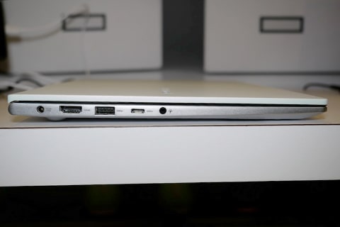 大人可愛いホワイト❣️正規オフィス付✨️初心者OK薄型ノートパソコン爆速SSD 甘辛ホワイト❣️バッテリー超良好✨️爆速SSD✨️薄型ノートパソコン