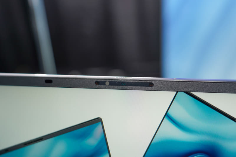 IR、環境センサーに対応した小型カメラ