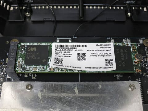 Hothotレビュー】ファンレスで無音の小型デスクトップ「CHUWI HeroBox