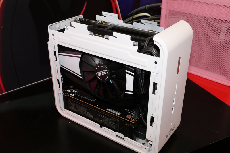 ケースの外装を外した状態