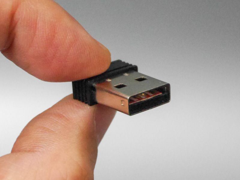 Type-Aの汎用レシーバ(RC19A)。他社製品でもよく見かける形状