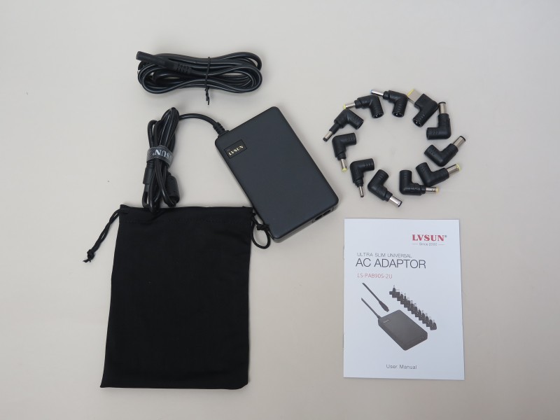 LVSUN製のユニバーサルACアダプタ「LS-PAB90S-2U」