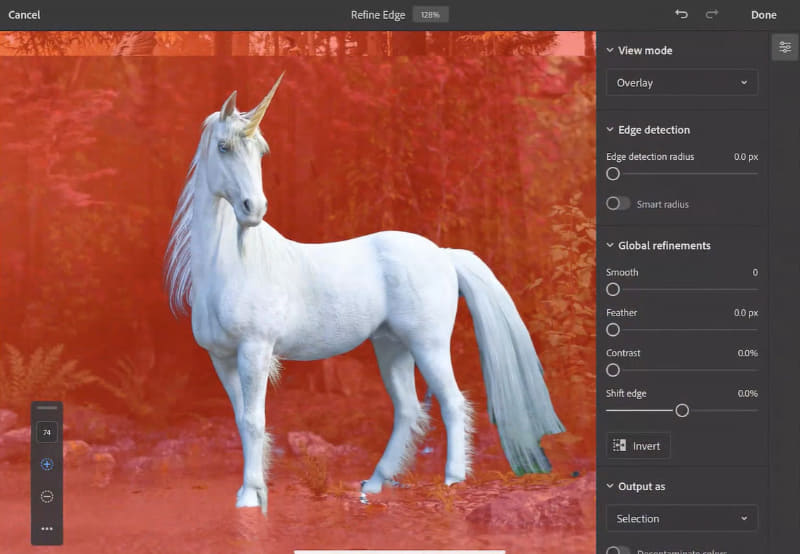 Refine Edge Brushのデモ。最初の領域指定ではユニコーンのたてがみが細かく指定できていないが、Refine Edge Brushを利用することで細かく指定することができる(出典 : Adobe)