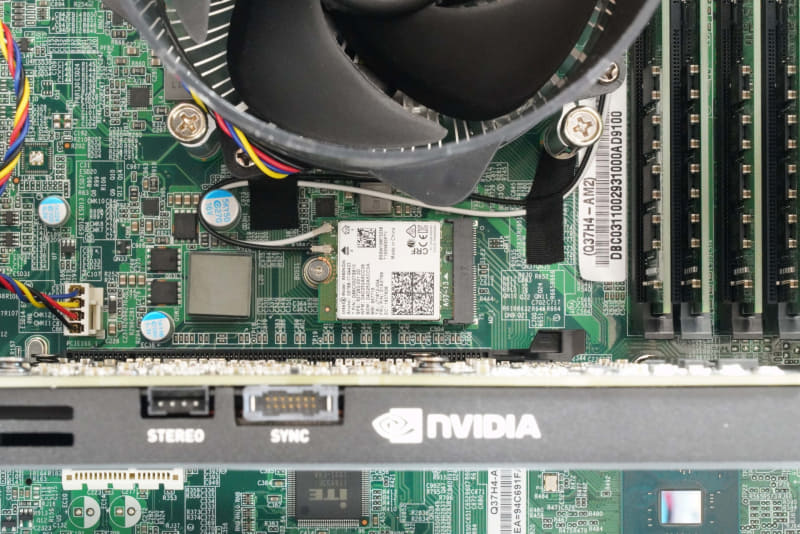 無線LANは「インテルWireless-AC 9560(9560NGW)」