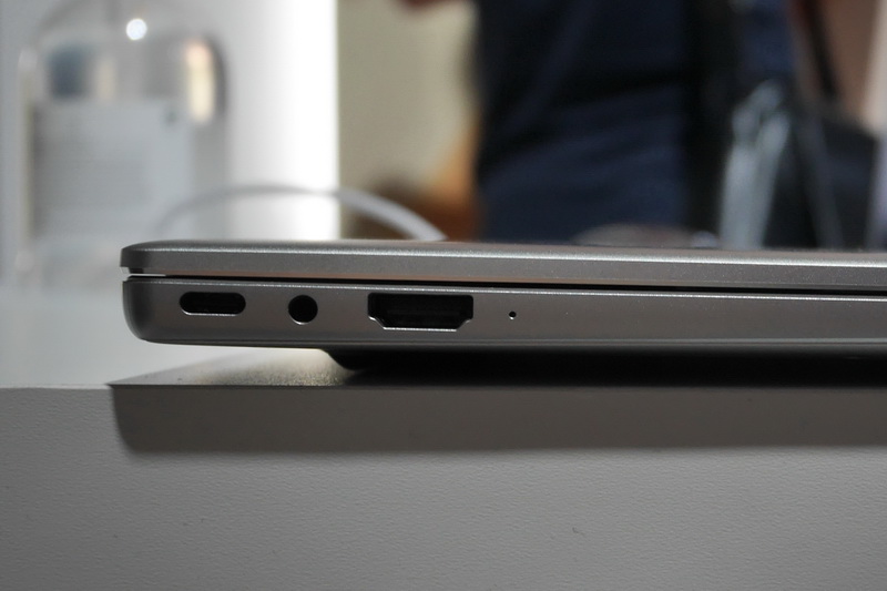 左側面にUSB Type-C、オーディオジャック、HDMIを配置