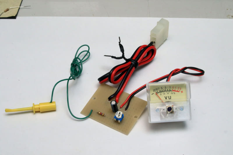 部品面とはんだ面からみたところ