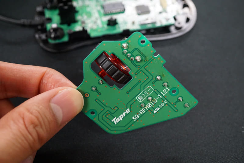 サイドボタンのスイッチとホイールは別基板