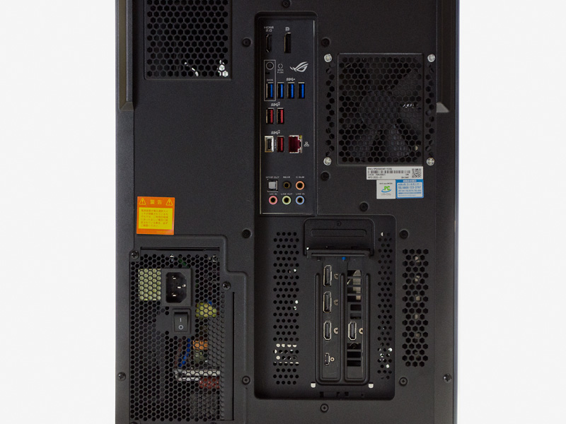 上からUSB 3.0×4、USB 3.1×2、USB 3.0 Type-C、USB 3.1、Ethernet、S/PDIF、音声入出力。GeForce RTX 2080 Tiの出力はDisplayPort×2、HDMI×2、Type-C