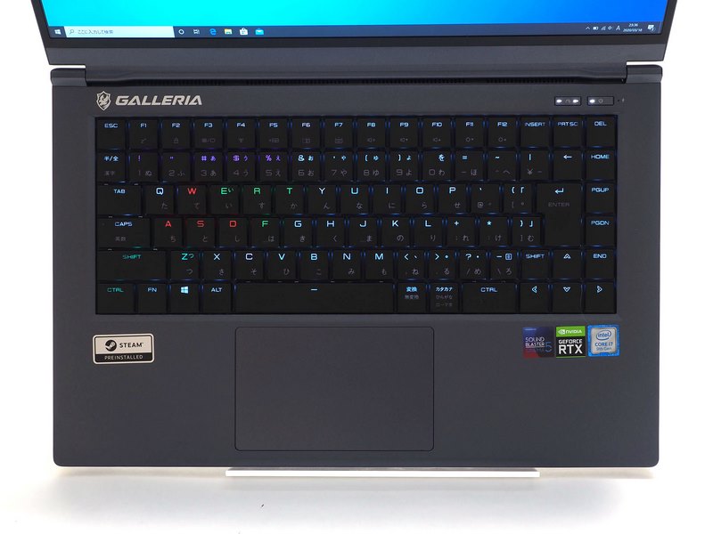 キーボードのバックライトはカスタマイズ可能。輝度調節やバッテリ駆動時の動作指定なども細かく行なえる