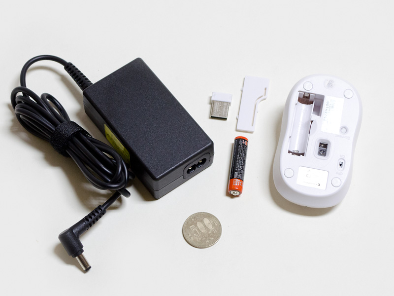 重量は実測で1,718g