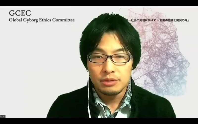 モデレーターの株式会社Shiftall 代表取締役CEO 岩佐琢磨氏