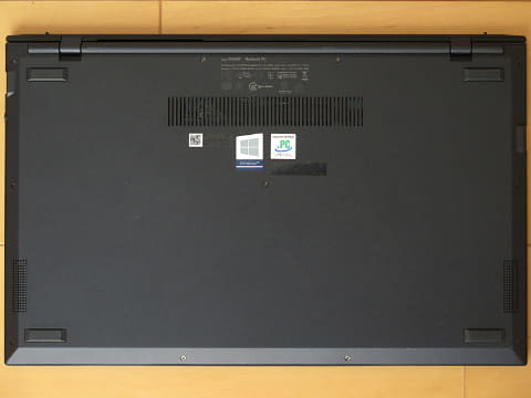 初心者✨カメラ付・フルHD・オフィス✨黒✨すぐ使えるノートパソコン◇D482-1 Hothotレビュー】重量870gのスタイリッシュモバイルノート、ASUS