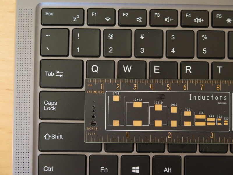 キーピッチは19mmを確保している