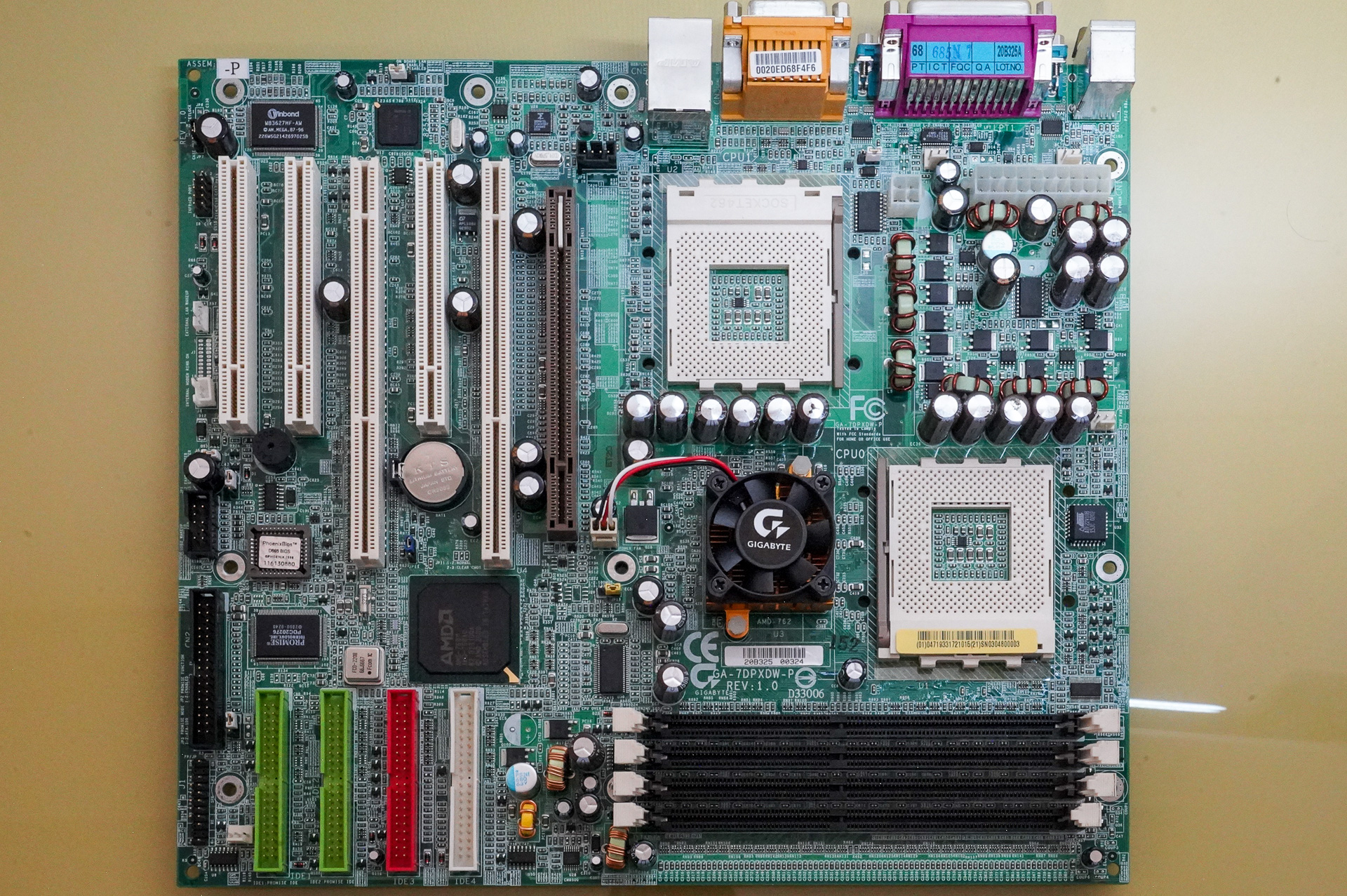 マザーボード全景