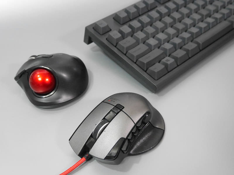 今回はテレワークを快適にする3つの入力機器(キーボード、マウス、トラックボール)について紹介する。なお価格はいずれも2020年4月29日現在のAmazonでの価格(セール品を除く)