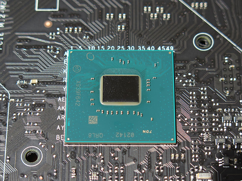 Intel Z490チップセット