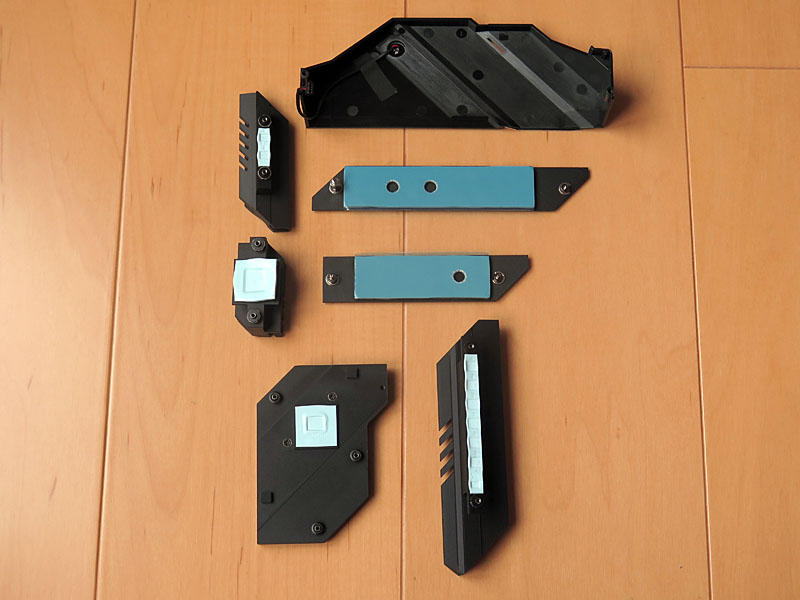 I/OポートカバーのみホワイトLEDを搭載