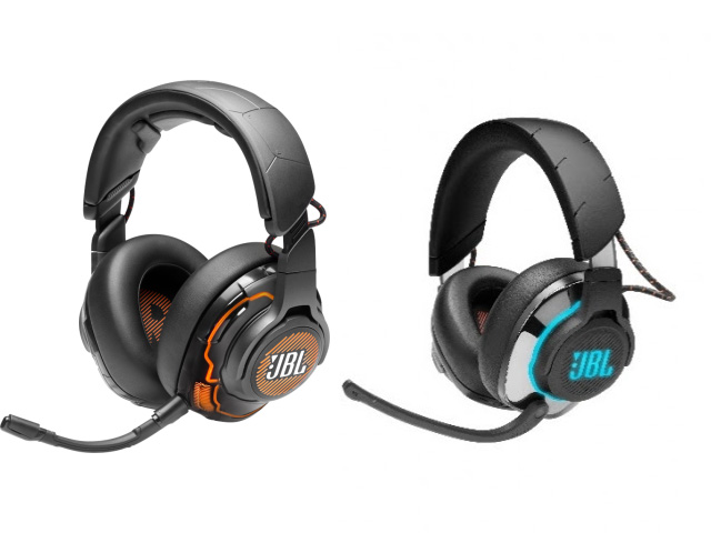 JBL Quantum ONE(左)とJBL Quantum 800(右)