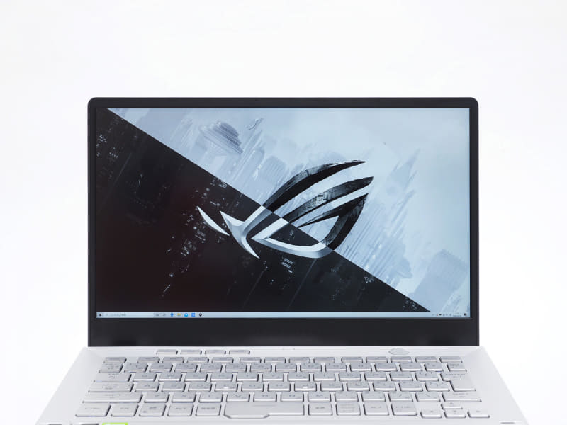 視野角、色味ともハイエンドノートPC