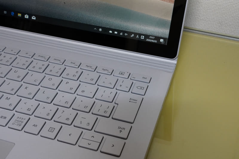 キーボードにあるボタンでタブレットを切り離せるが、その時間が短縮された