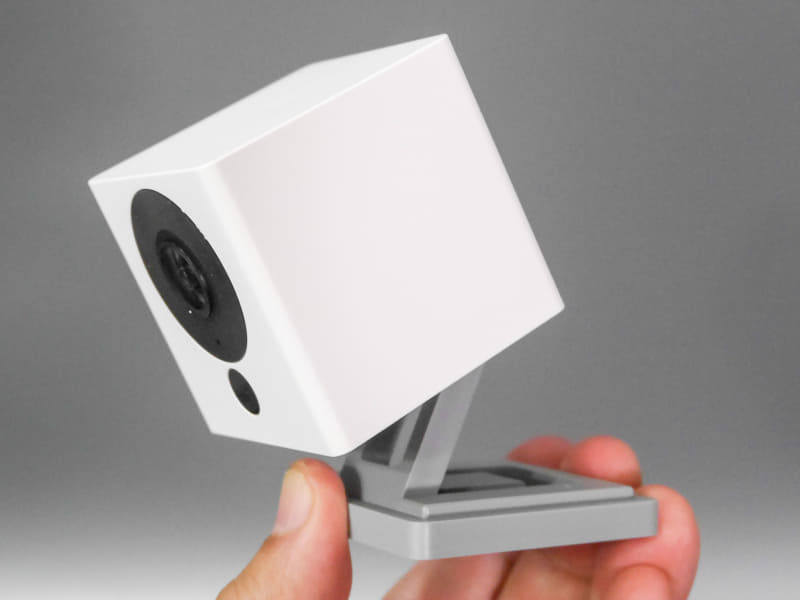 下方向に向けることもできる。ネットワークカメラでは意外とこれができない機種も多く、隠れた利点の1つだ