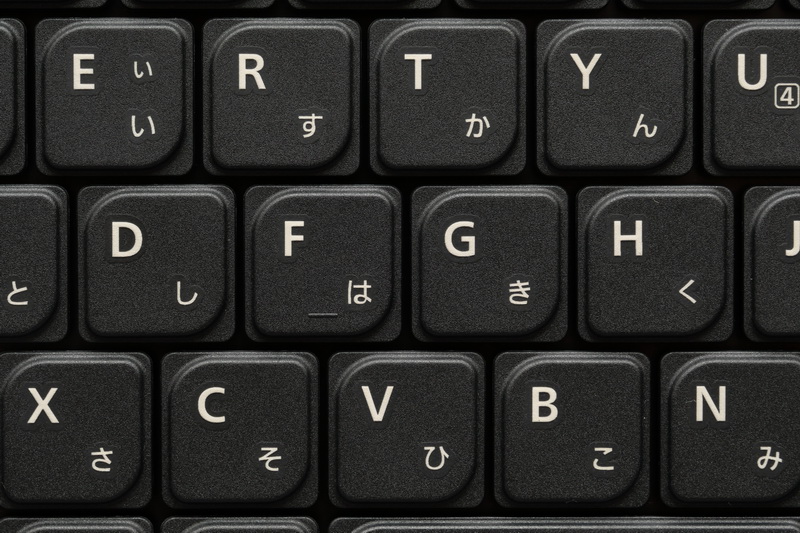 キートップはリーフ型に切り取られており、アイソレーションキーボード同等に利用可能だ