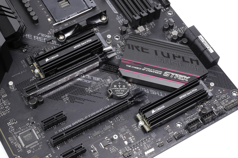ROG STRIX B550-F GAMING (WI-FI)が備える2本のM.2スロットにPCIe 4.0対応SSDを搭載してテスト
