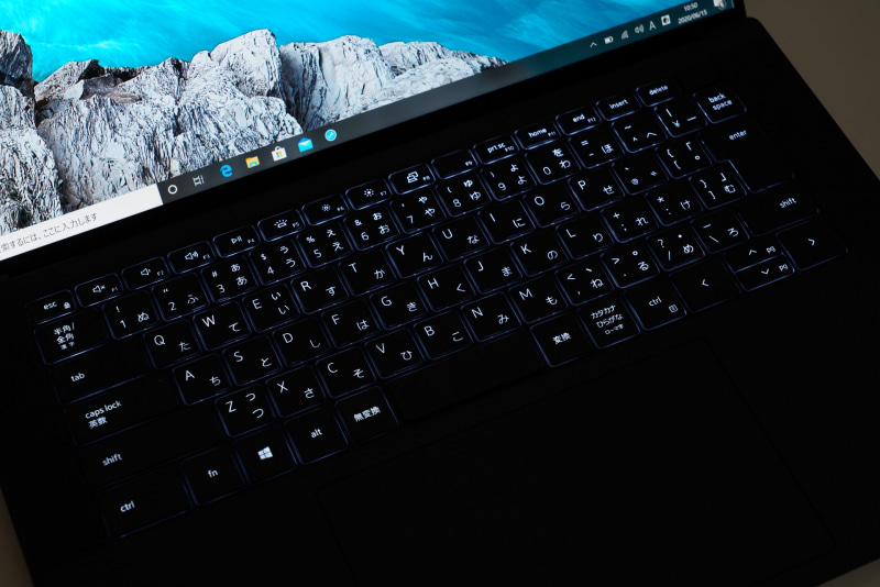 キーボードバックライトは2段階に調整が可能だ