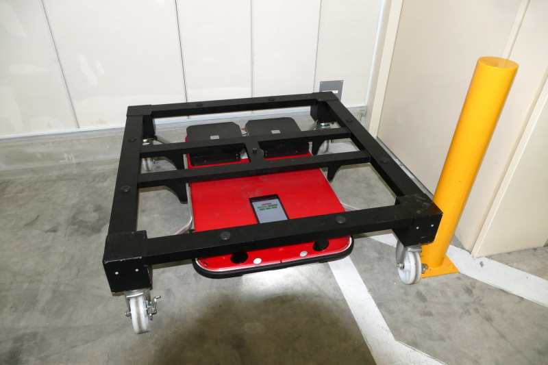 パレット搬送用ロボット「CarriRo AD＋」