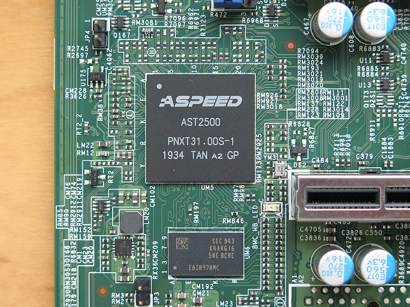 BMC機能を実現するAST2500