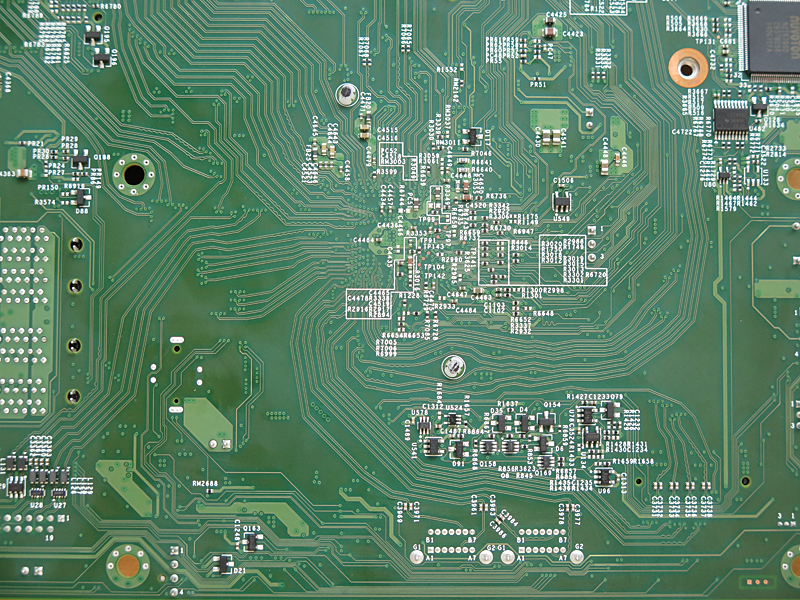 この最短配線はSupermicroならでは